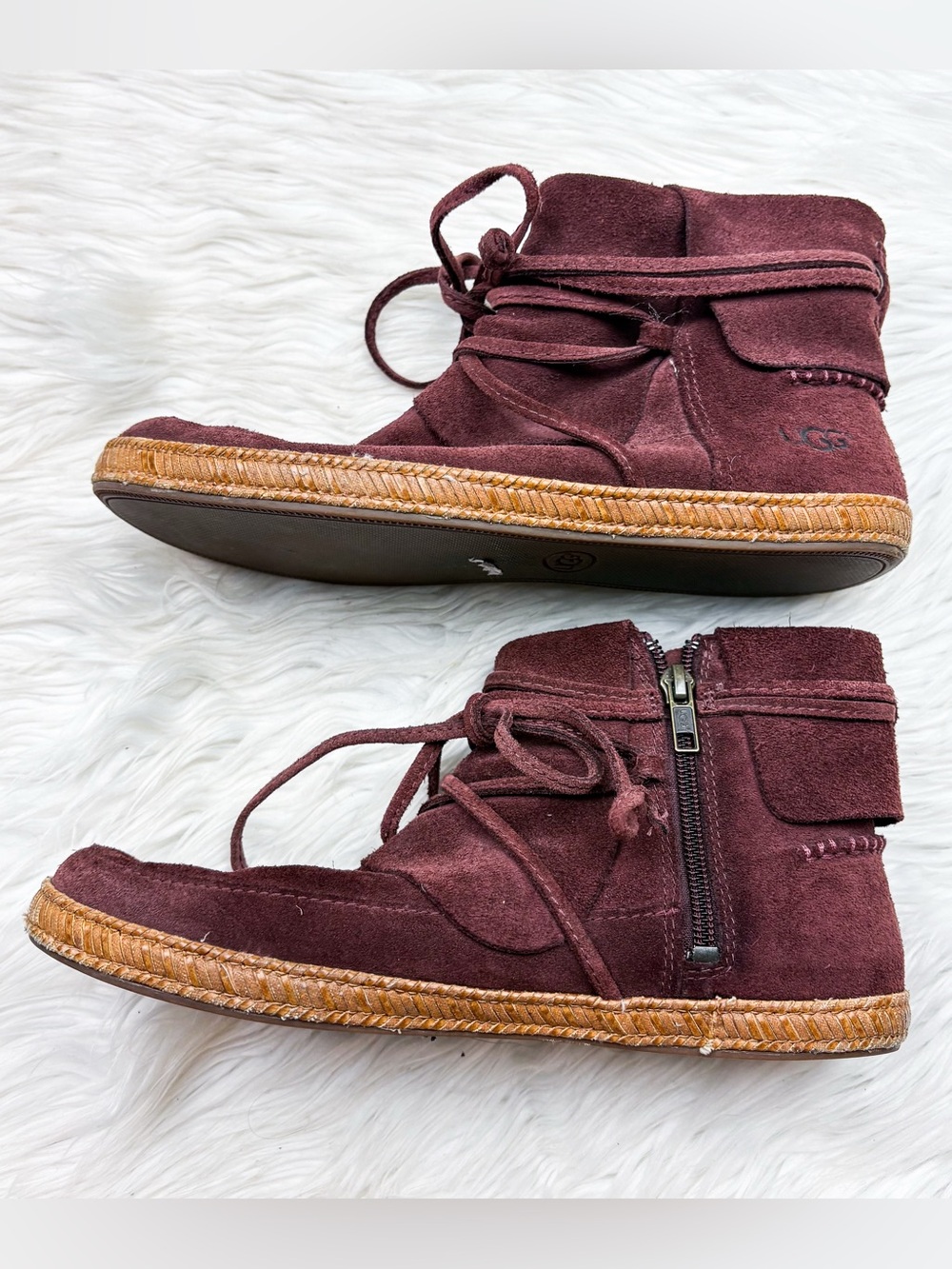 UGG Reid Ankle Boots Wine Maroon Burgundy Suede Leather Mocassin Tie Womens 7.5 - Picture 5 of 10